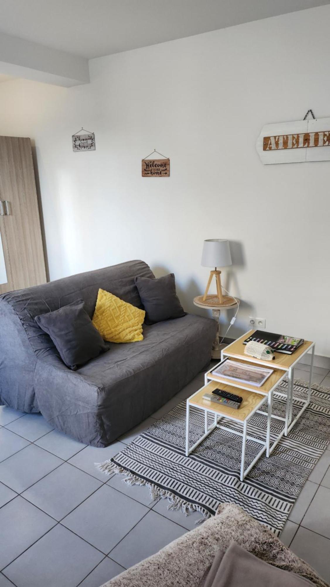 Joli Studio En Centre Ville Faremoutiers Екстериор снимка